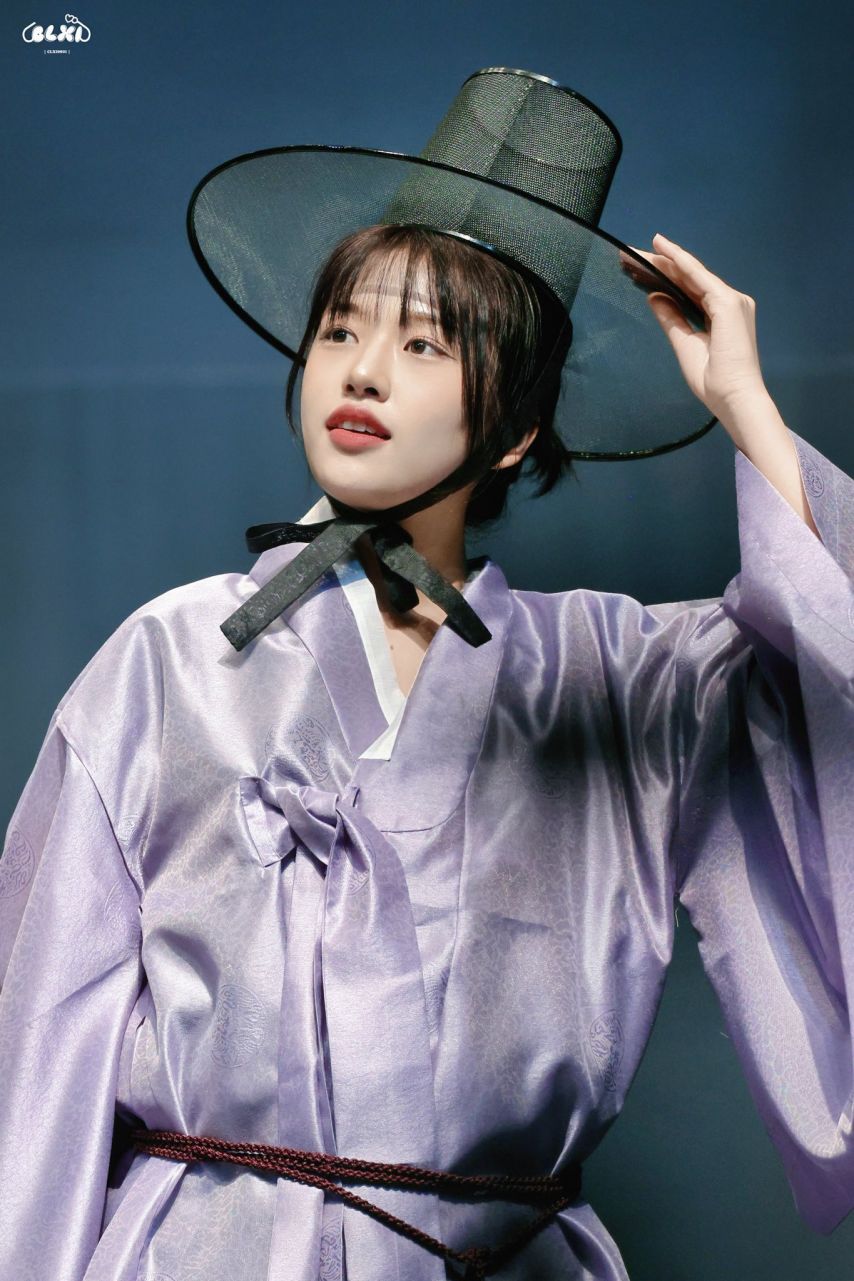 어제 아이브 안유진