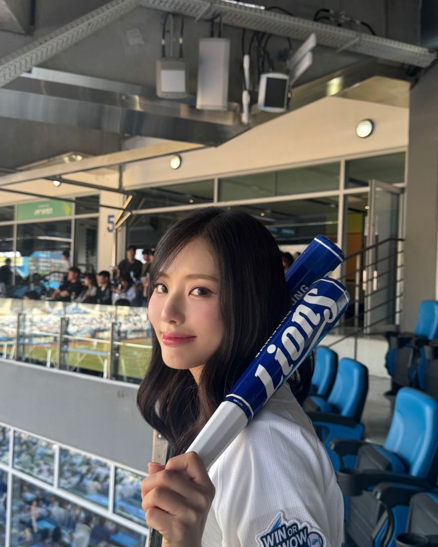 프로미스나인 박지원