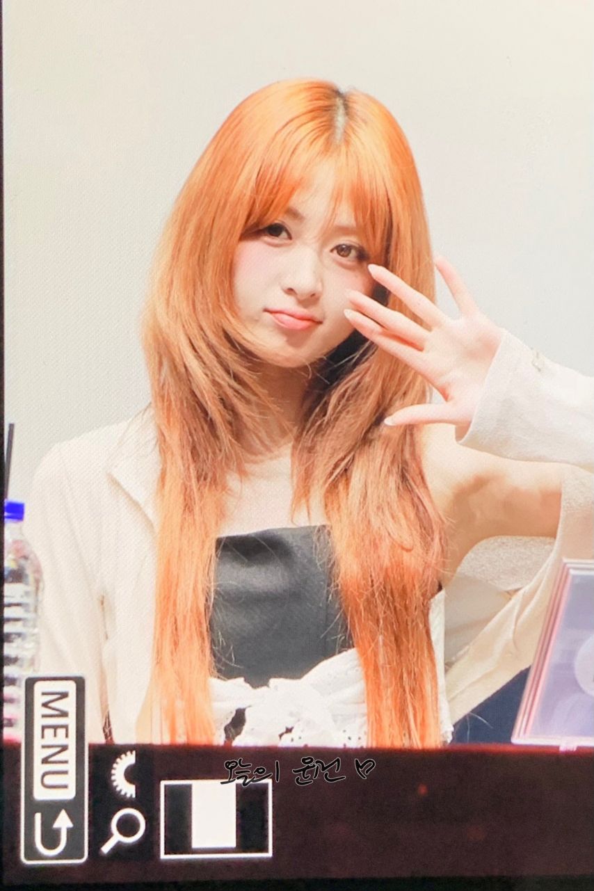 [르세라핌] 허윤진