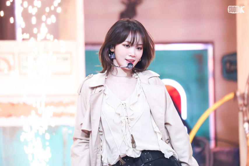 LESSERAFIM르세라핌 뮤직뱅크 금고털이