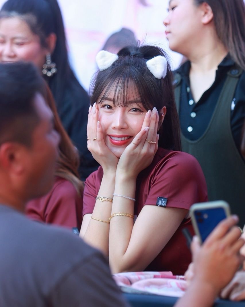 안지현