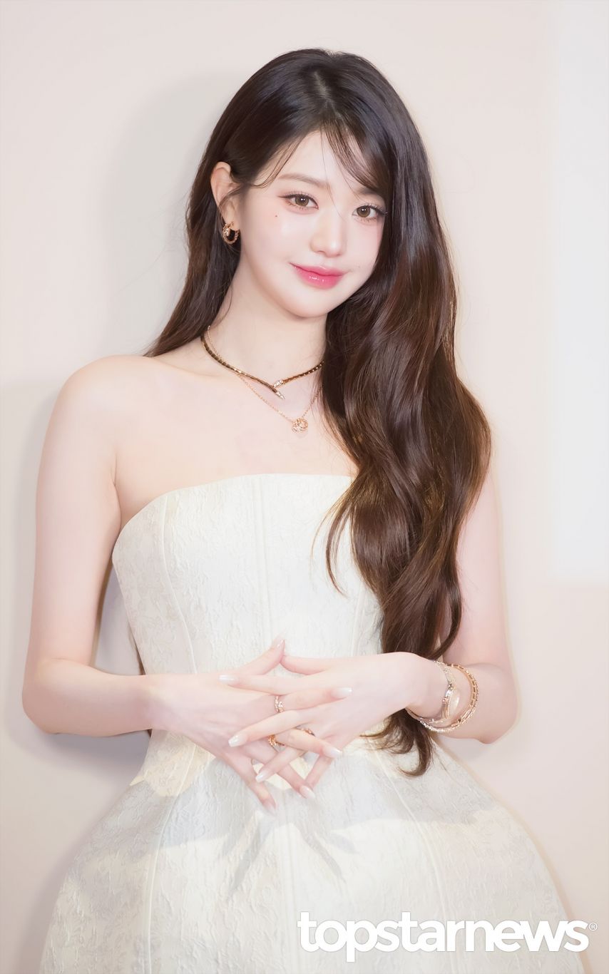 장원영 IVE아이브 250327