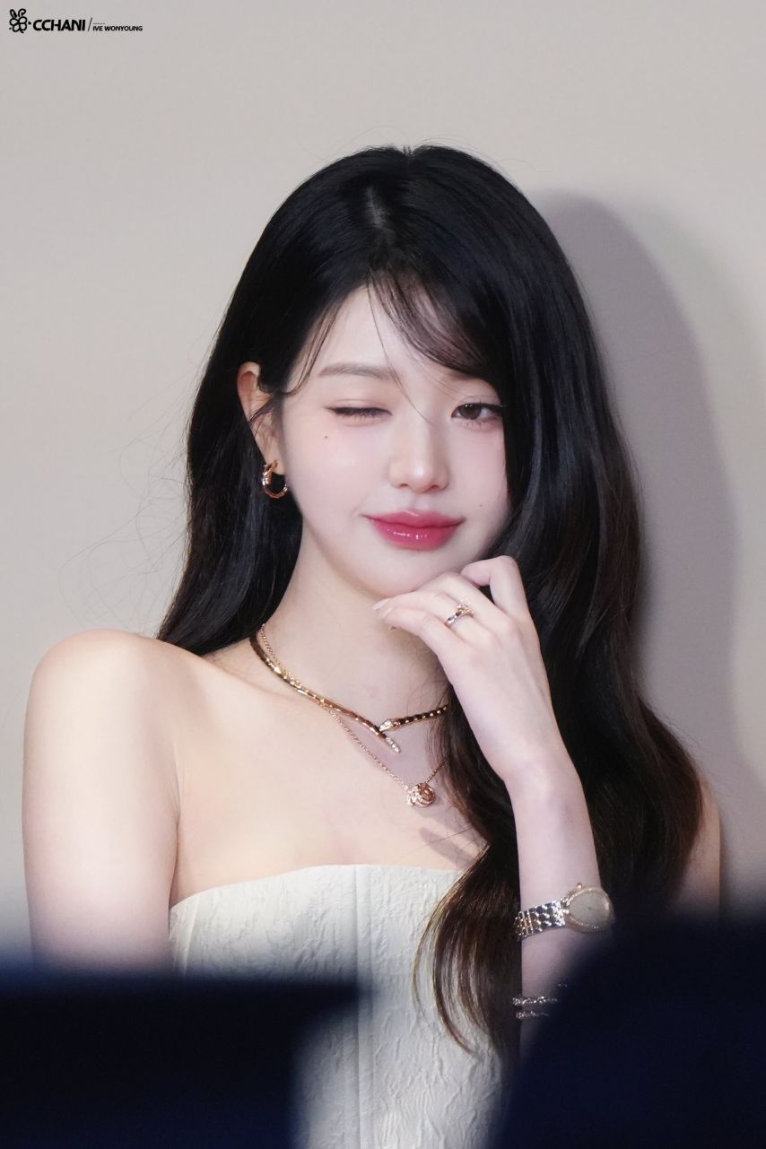 장원영 IVE아이브 250327