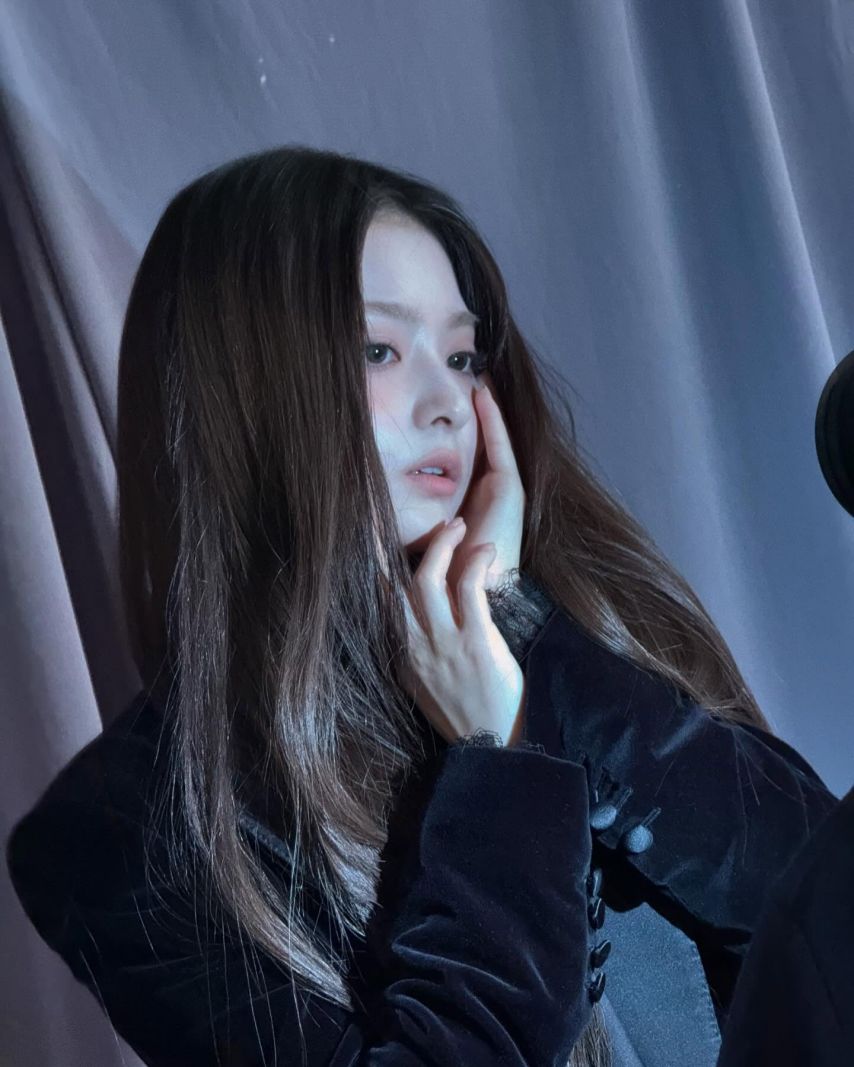 프로미스나인 이나경,백지헌
