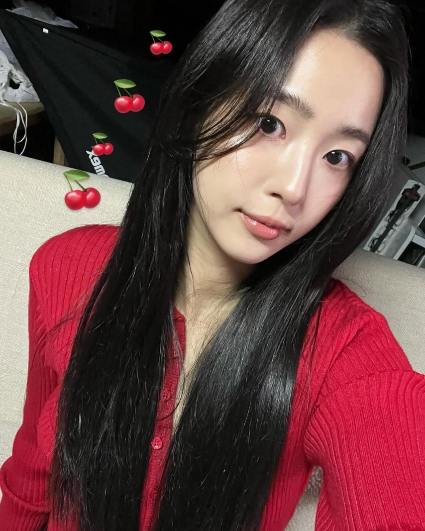 최예빈 ig 입술