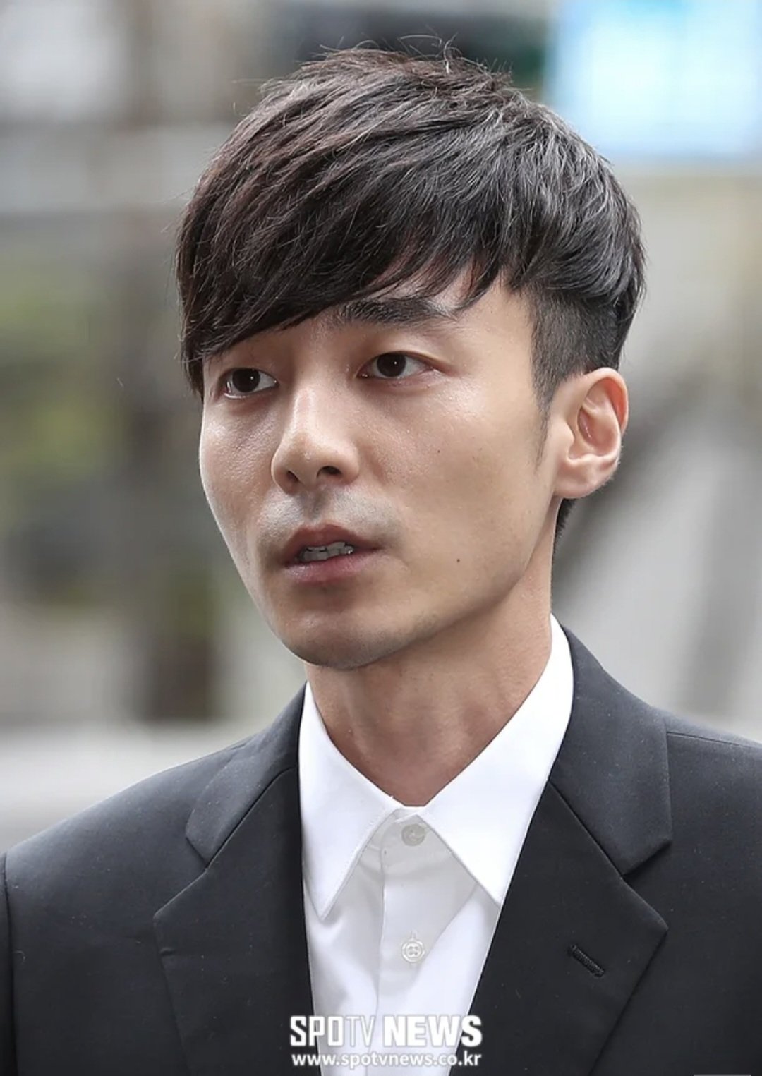 김수현 기자회견 얼굴상태랑 대비됐던 로이킴