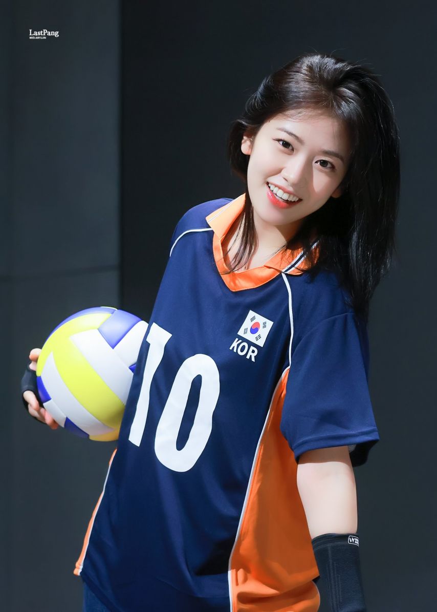 아이브 안유진