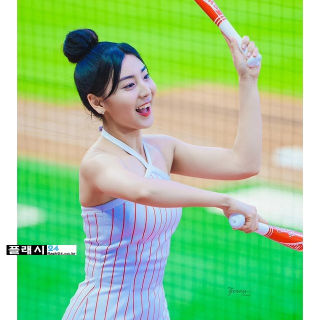 치어리더 목나경