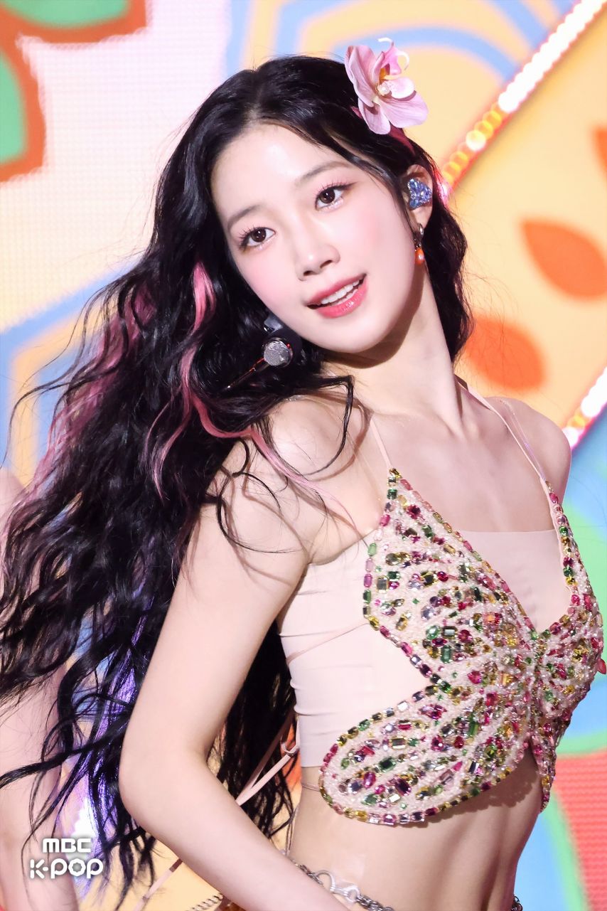 카리나,김채원,장원영,미나,카즈하,레이,설윤