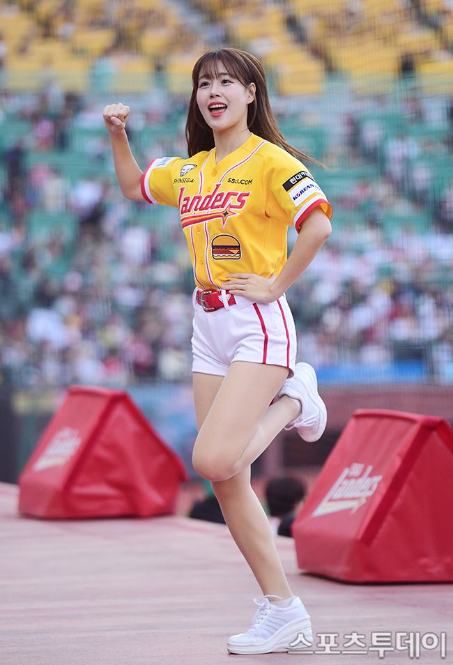 치어리더 김도아