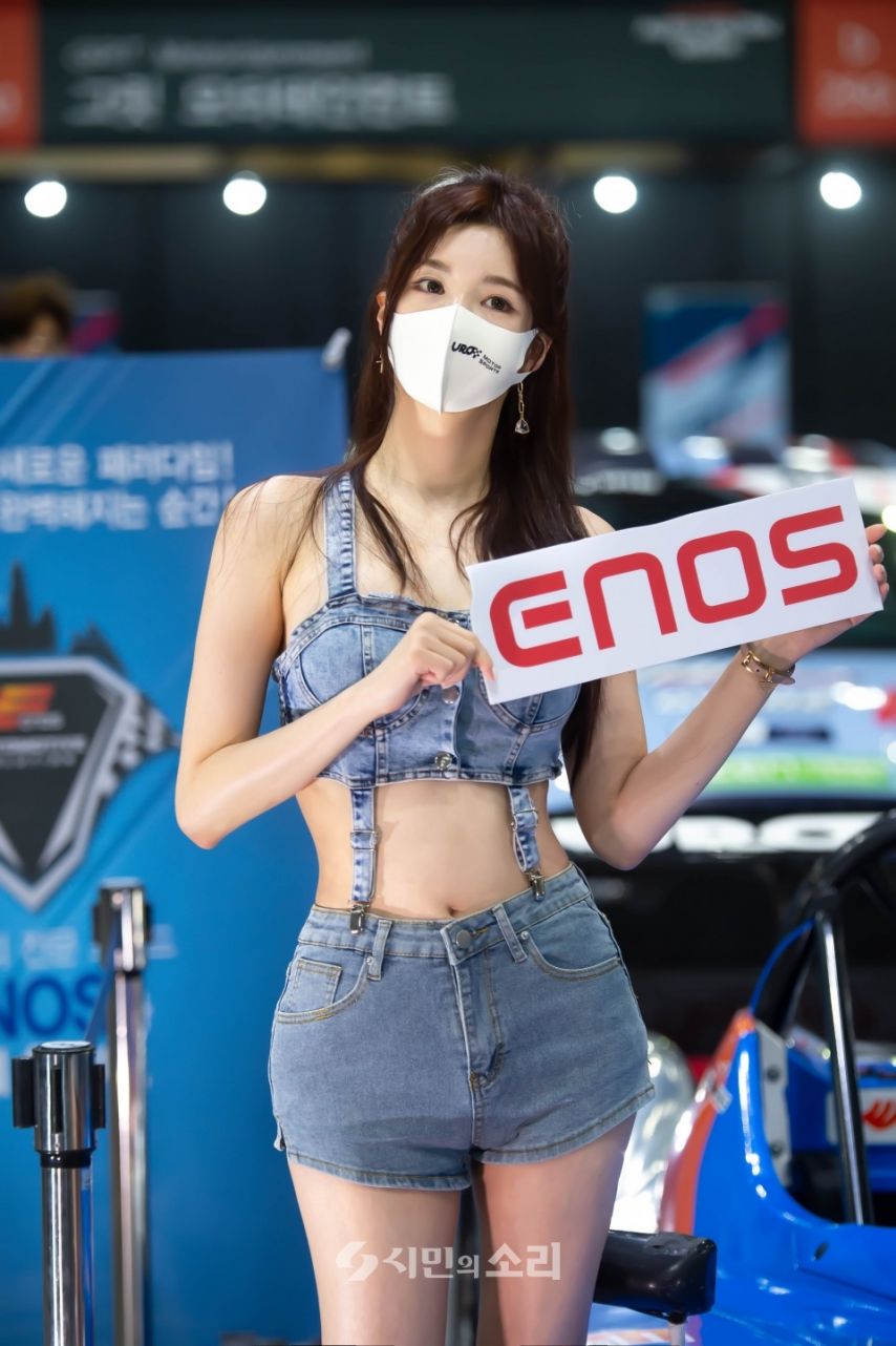 모델 육예주