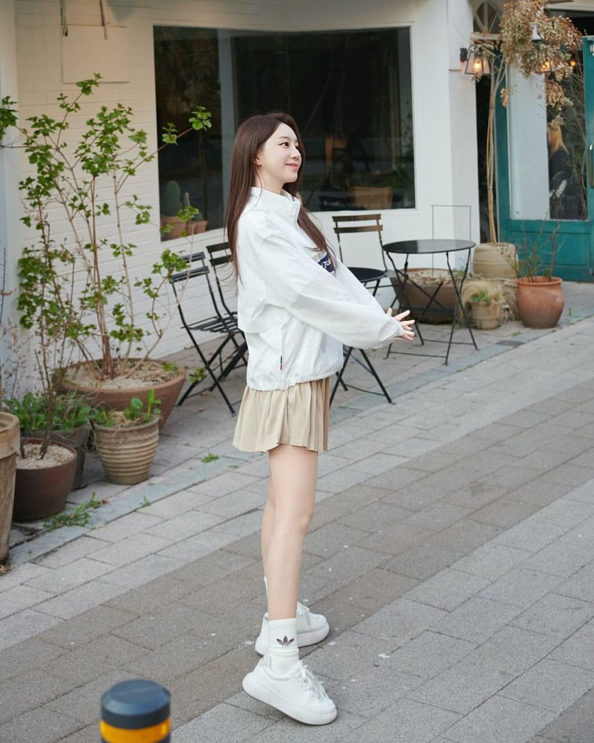 황유주 아나운서