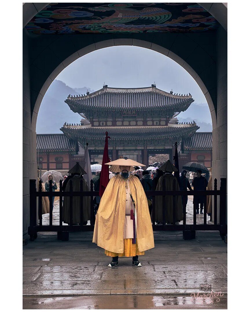 경복궁에서 외국인들 동양뽕 풀충전 해주는 것