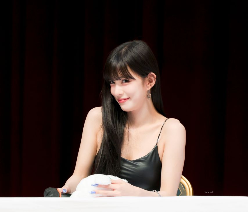 프로미스나인 이채영