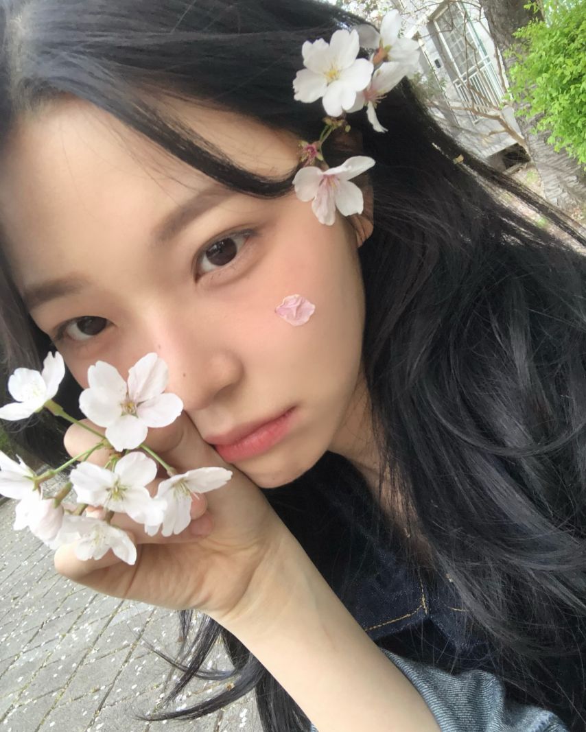 프로미스나인 백지헌