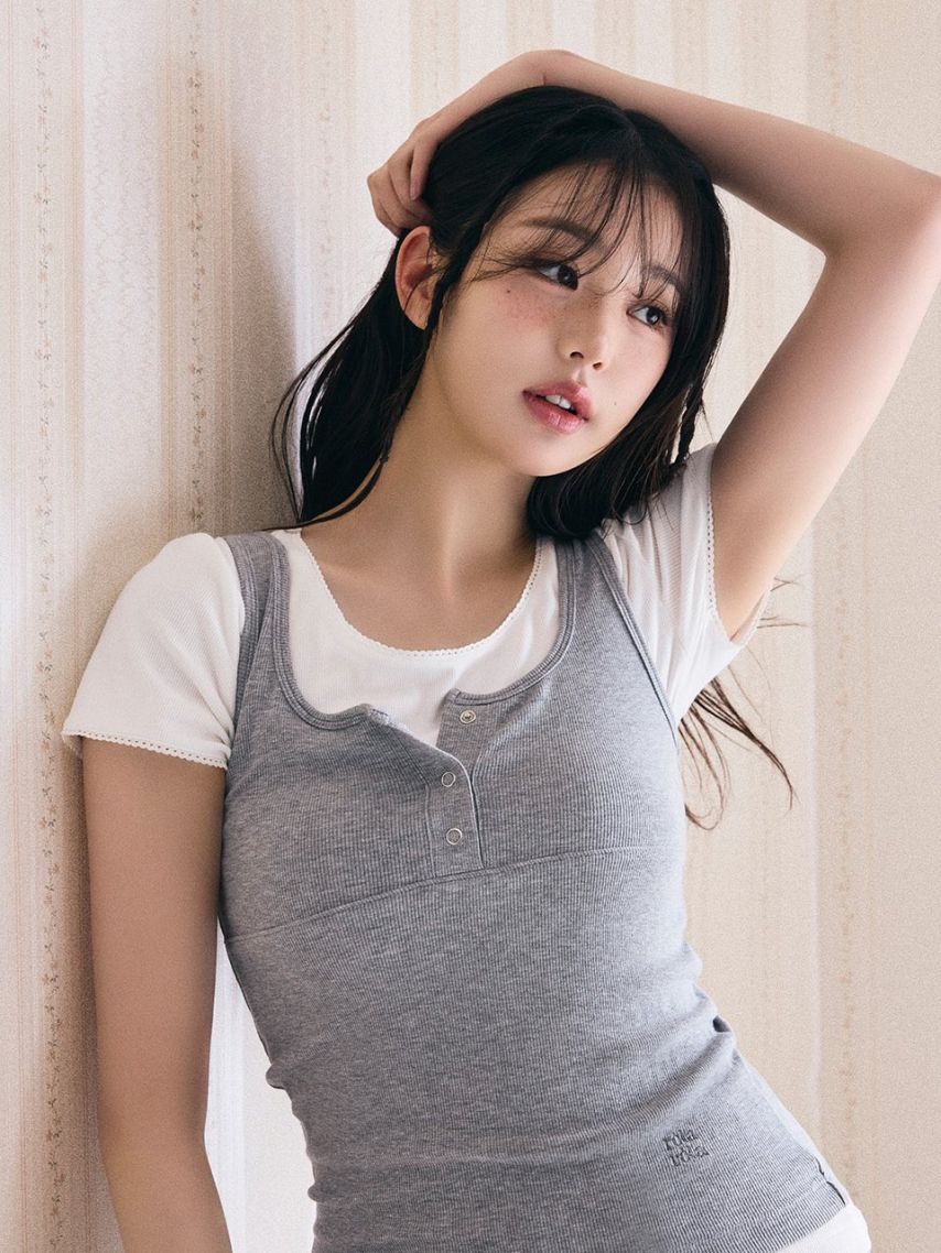 [아이브] 장원영 ..... 로라로라 25 Summer Collection