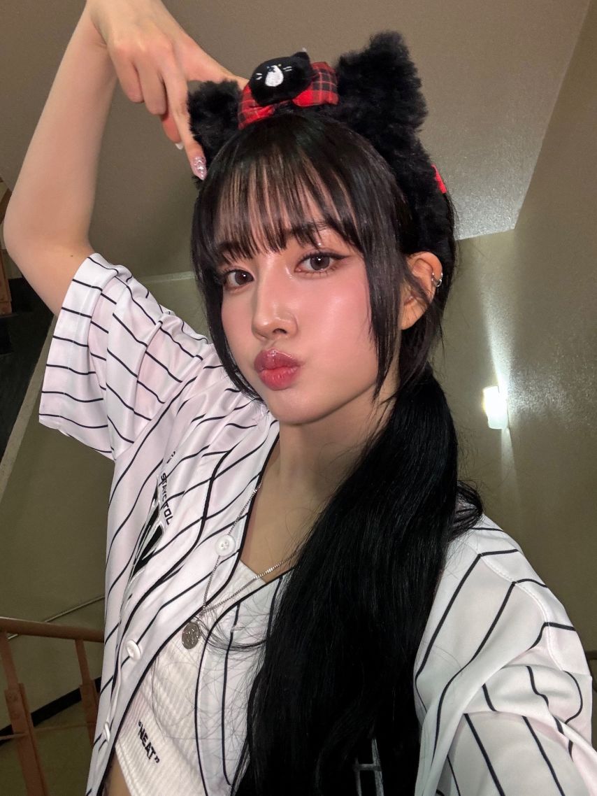 스테이씨 윤