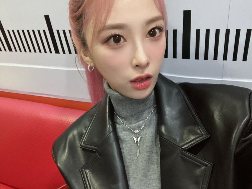 로켓펀치 윤경