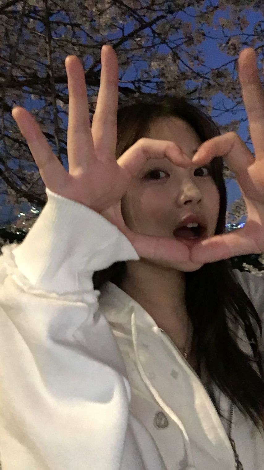 위클리 지한
