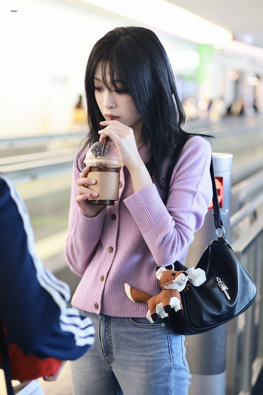 베이비몬스터 아현