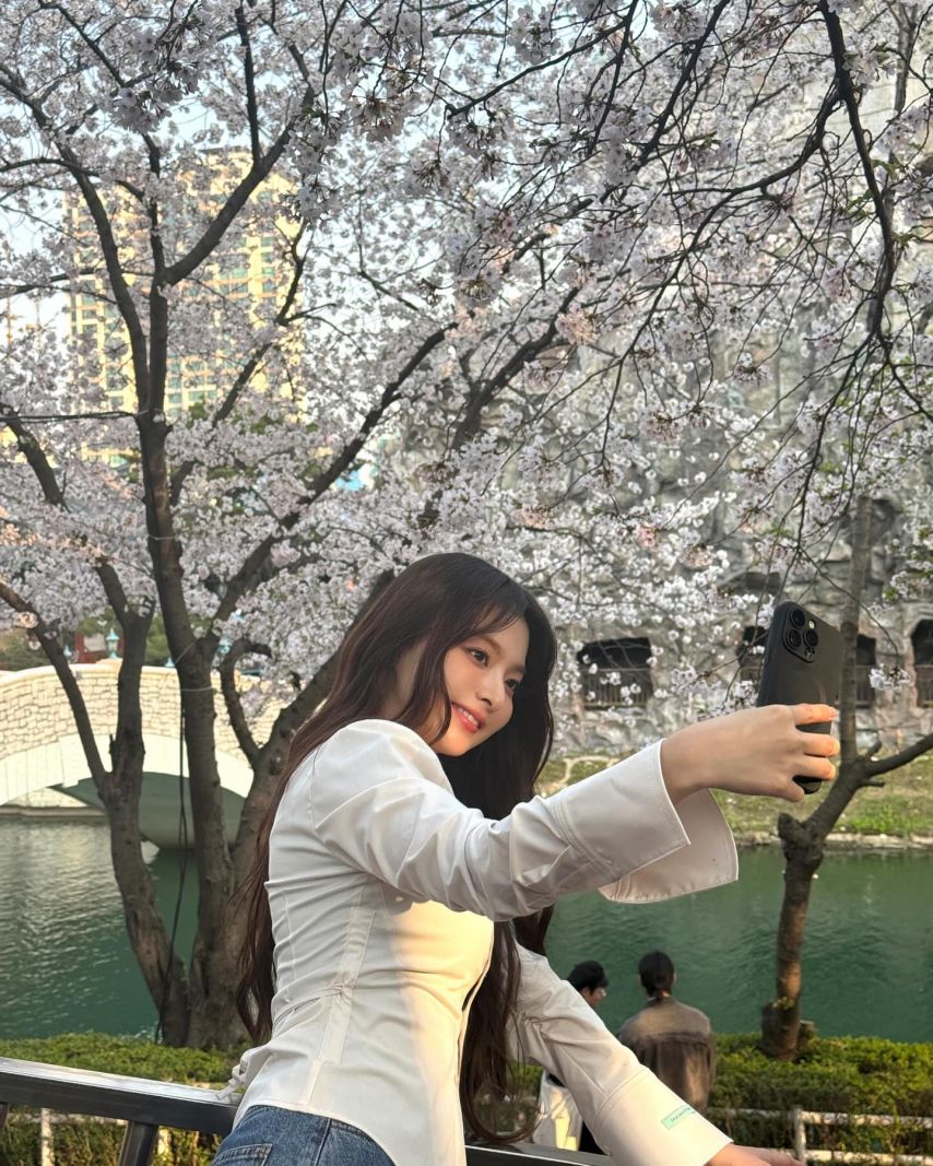 프로미스나인 이나경