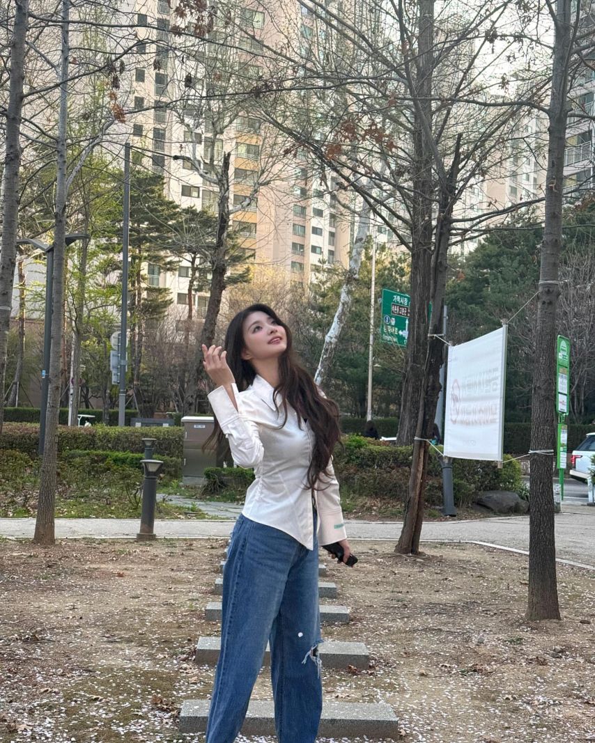 프로미스나인 이나경