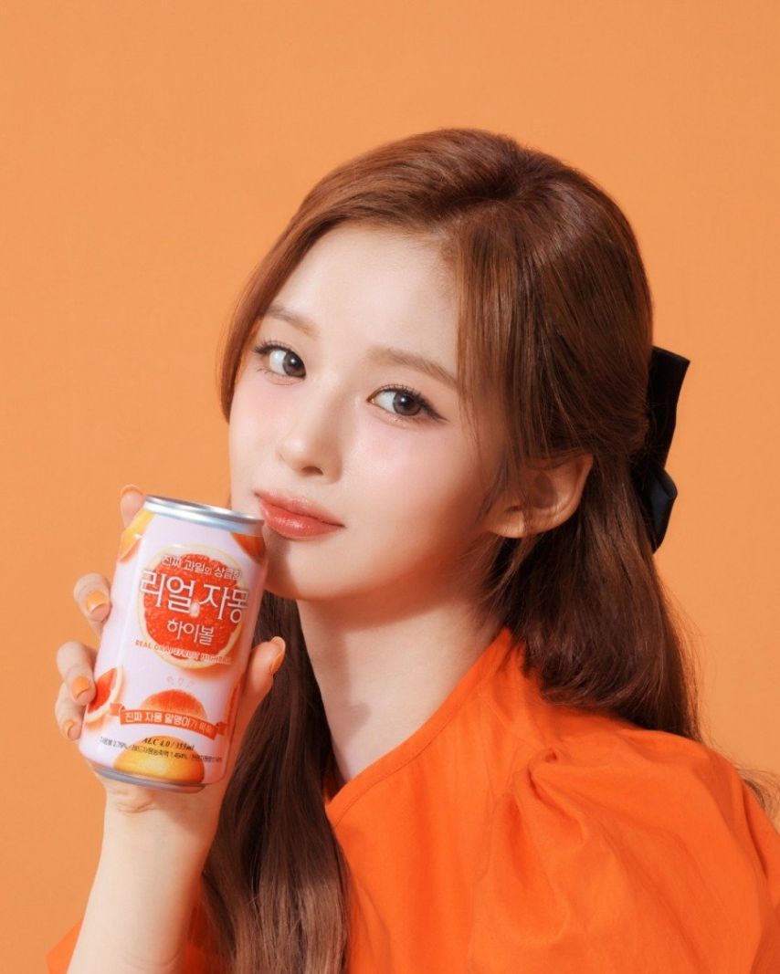 엔믹스 설윤, 카브루 하이볼 광고 사진들