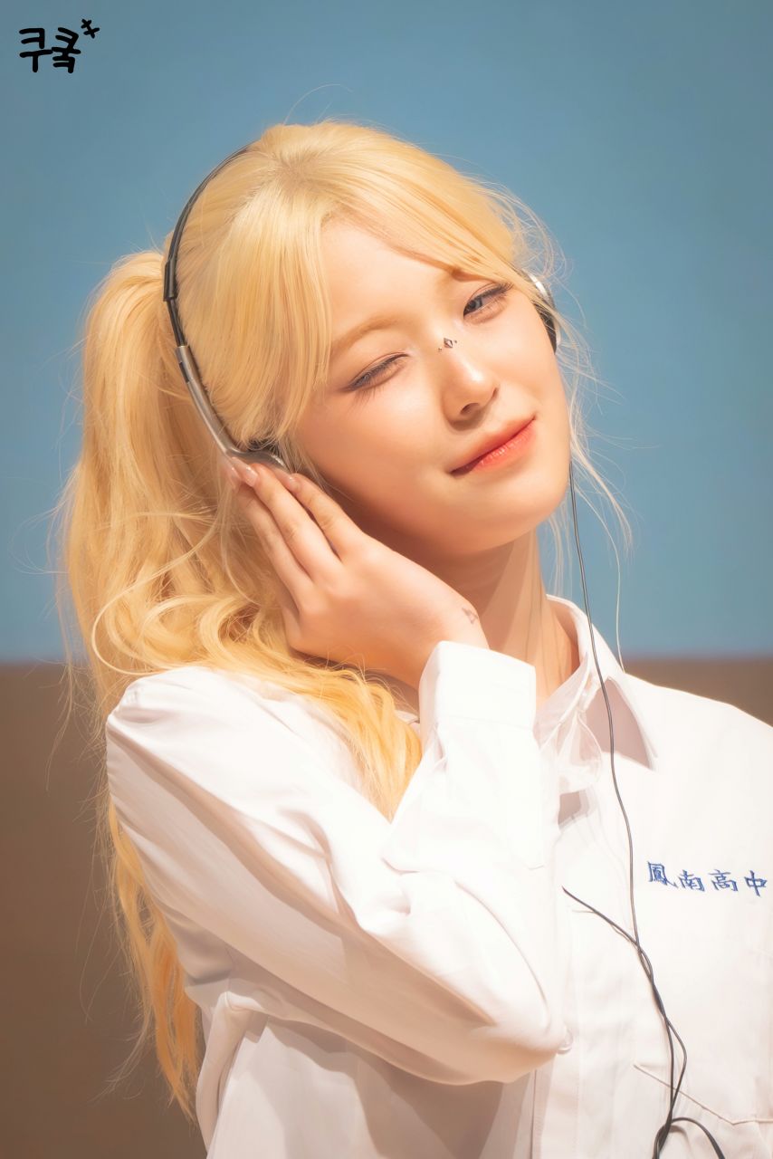 프로미스나인 백지헌