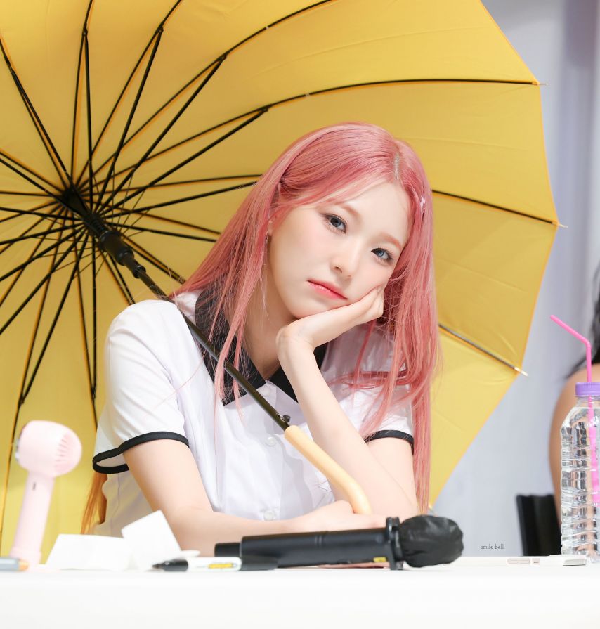 프로미스나인 백지헌