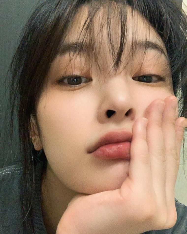 피팅모델 변정하