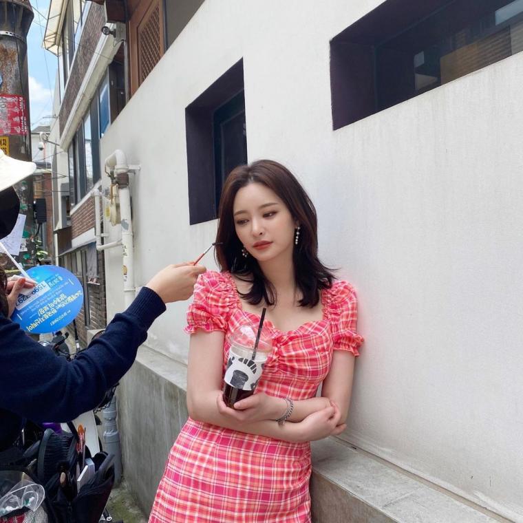 피팅모델 변정하