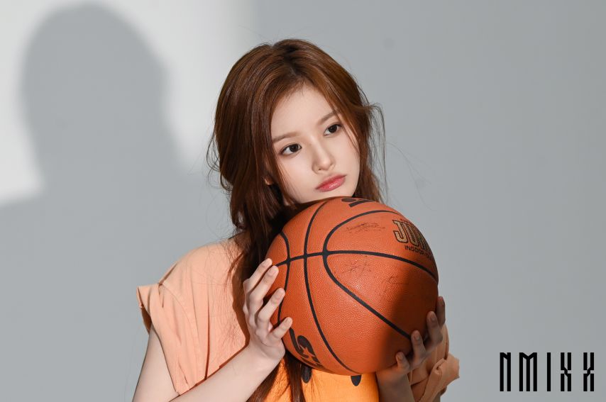엔믹스 설윤 ELLE 화보 비하인드