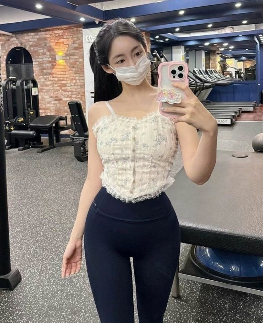 15 )) 피지컬 깡패 아나운서 곽민선 (약스압)