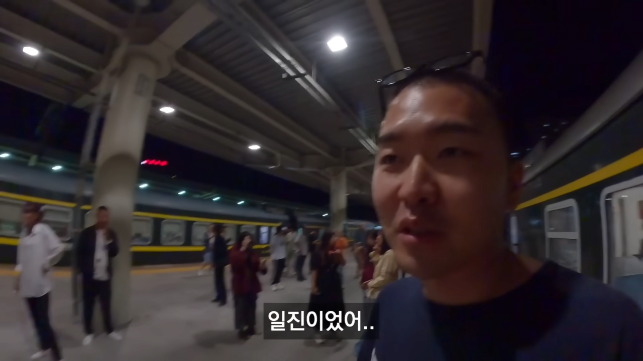 중국 여고생들에게 술담배 하는지 물어봤다 깜짝 놀란 여행 유튜버 ㄷㄷ