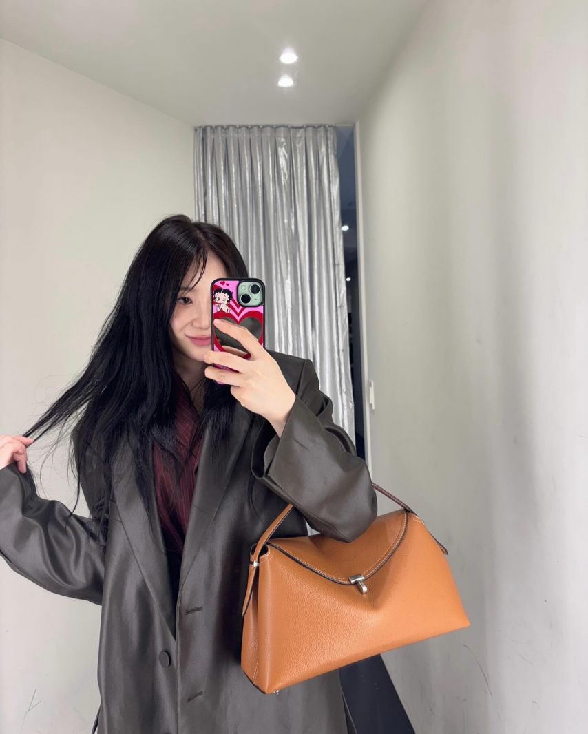 이채연
