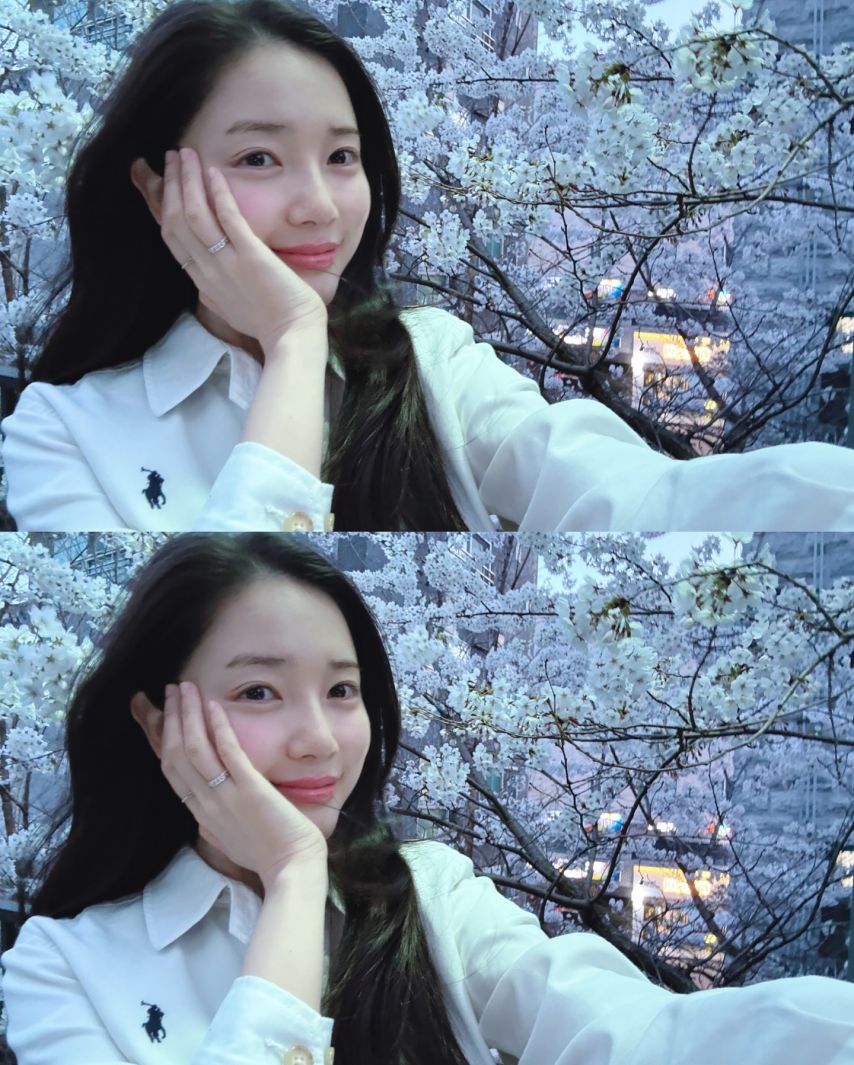 윤채경