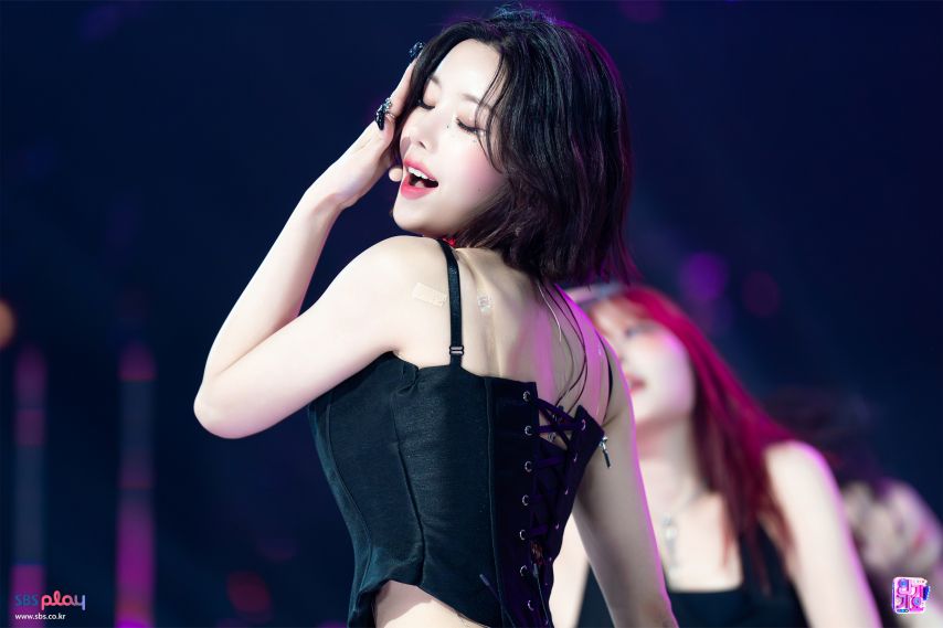 권은비 인기가요 현장포토