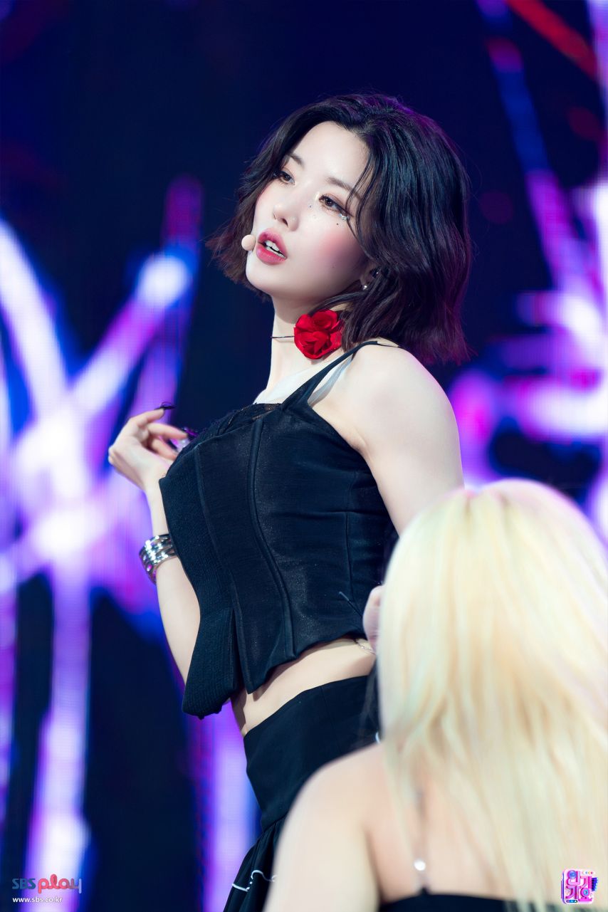 권은비 인기가요 현장포토
