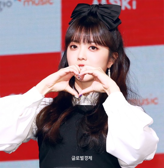 지수연 (前 위키미키)