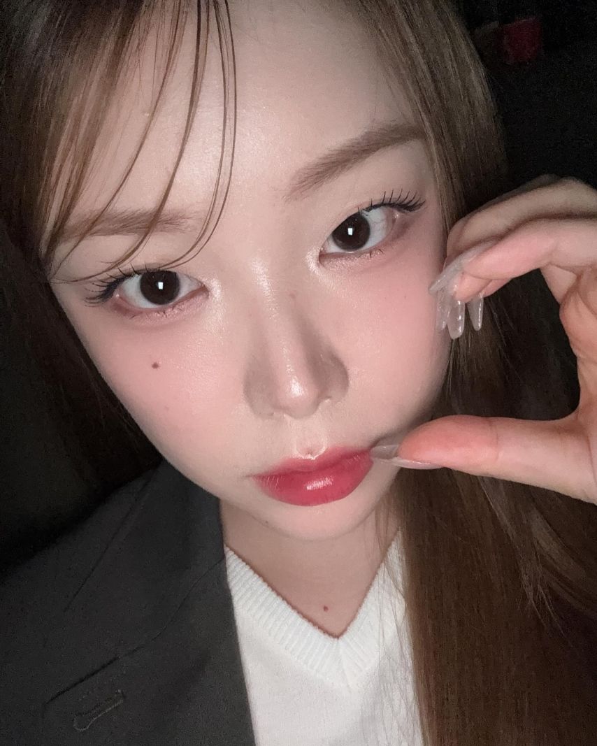 빌리 수현, 하루나