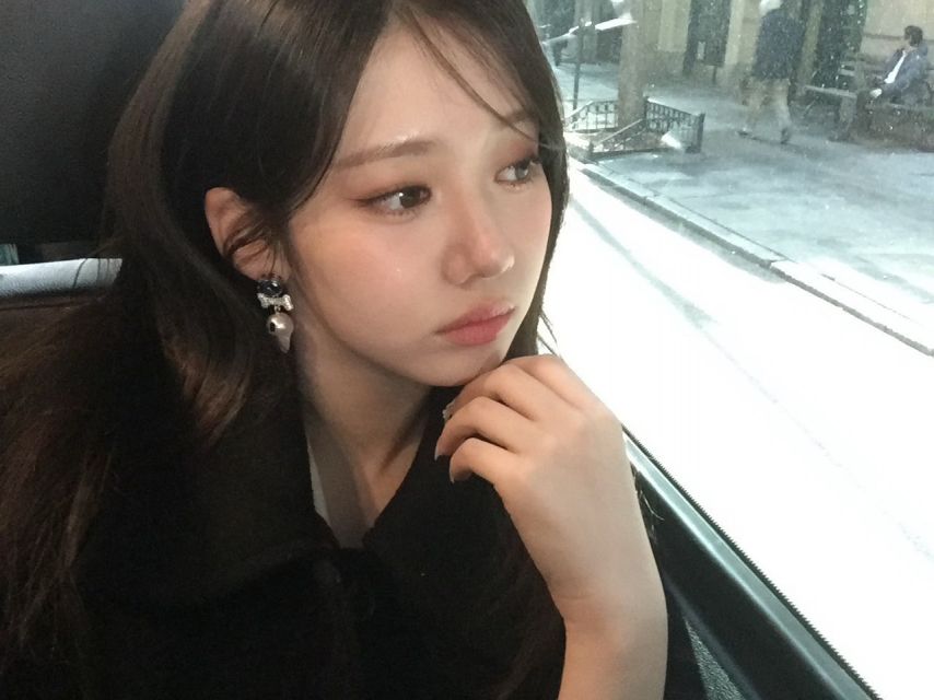 베이비몬스터 로라
