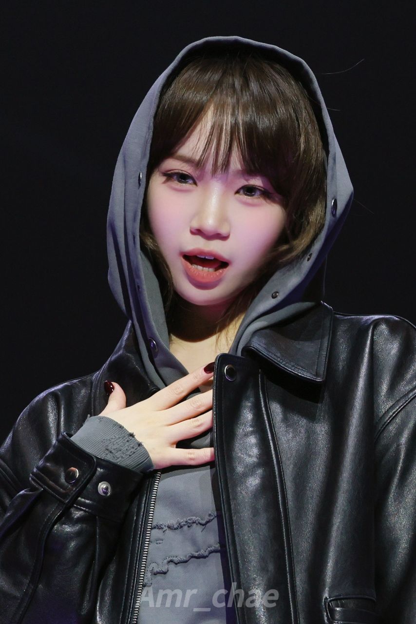 [르세라핌] 누가 넘버 2래! 내가 넘버 1이야! 김채원