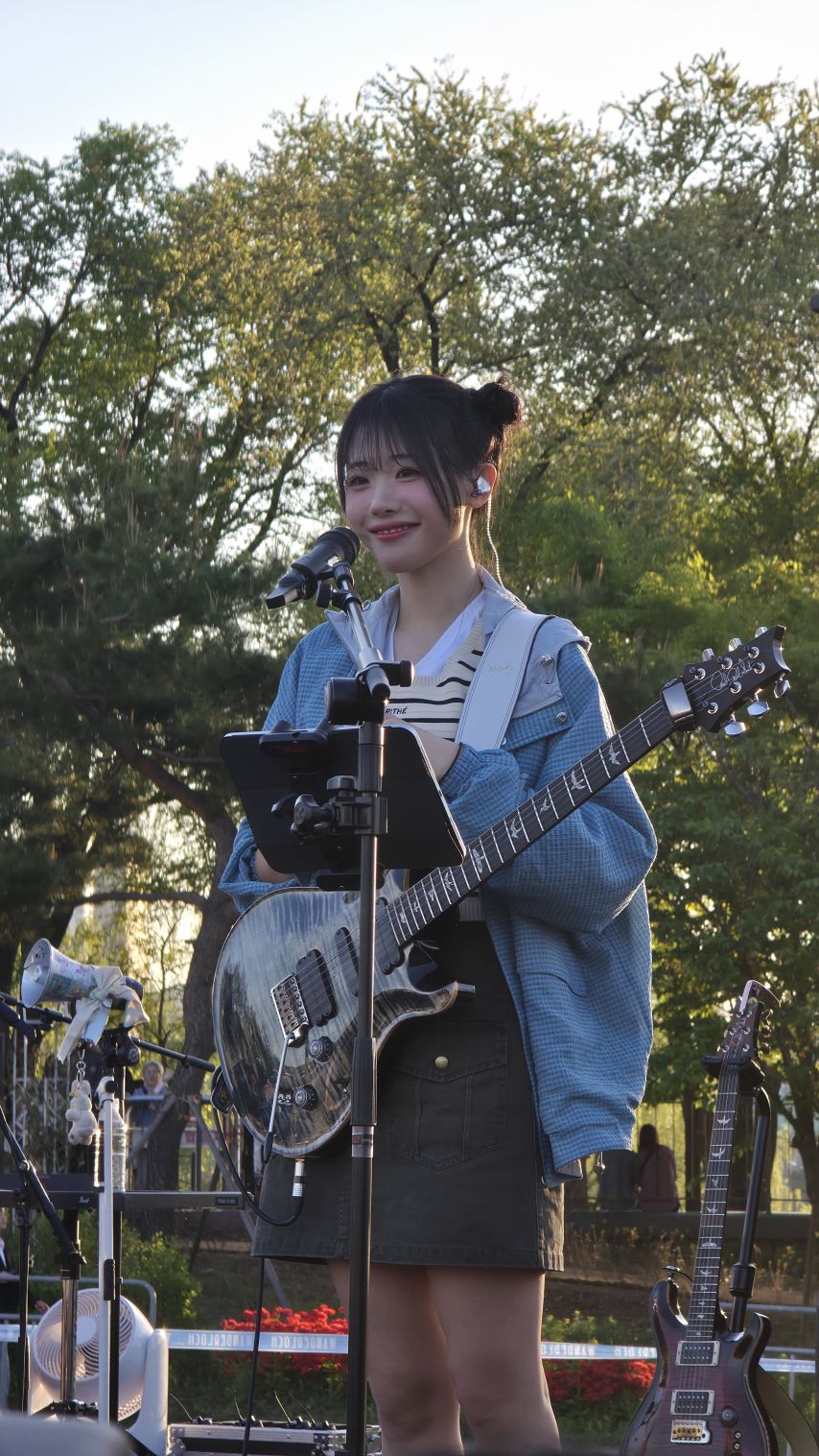 QWER 하나