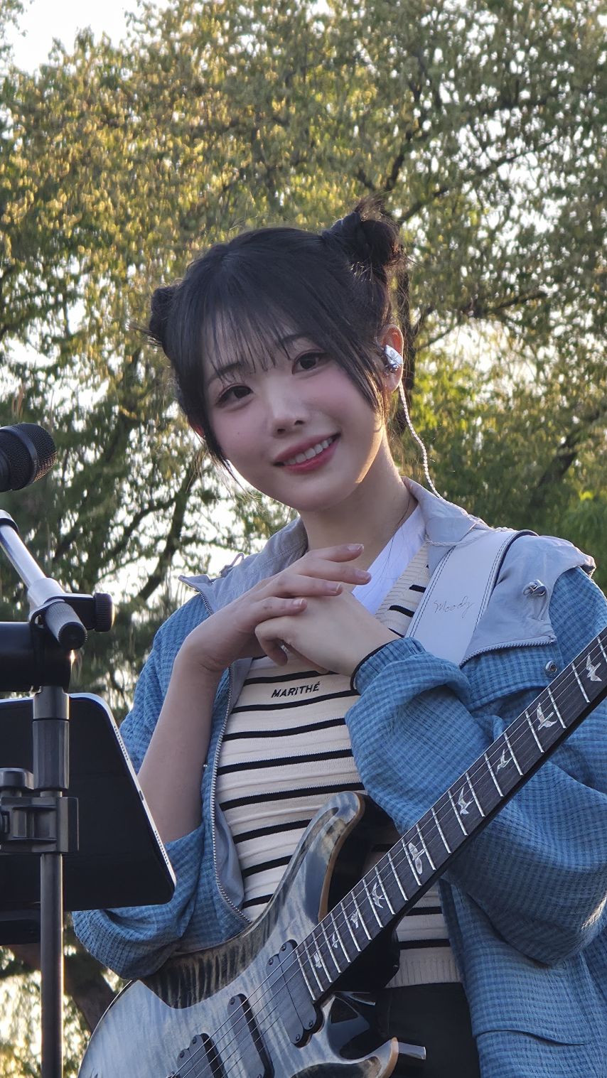 QWER 하나