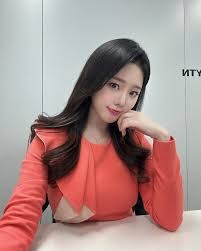 윤수빈 기상캐스터