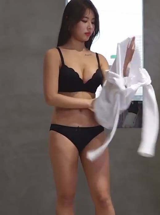 피팅모델 정유나