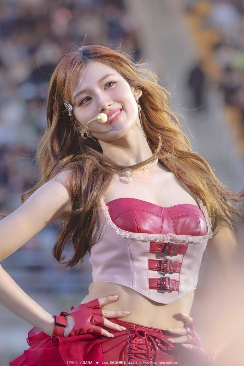 사나 트와이스 250425