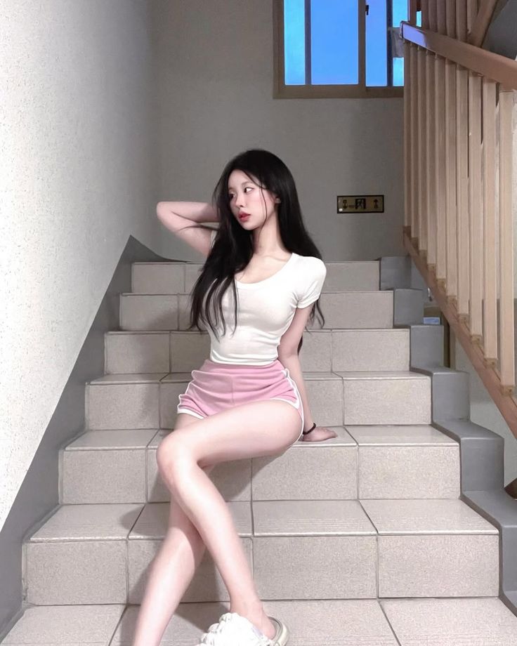 16 )) 본인피셜 이대학생에서 이젠 이대나온여자가 됐다는 쇼핑몰 대표 정민.