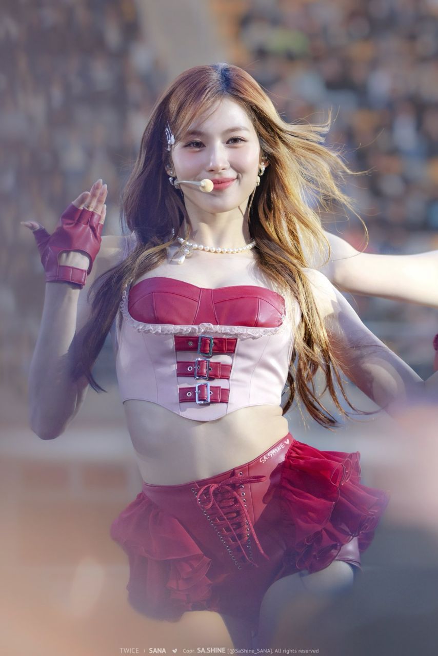 트와이스 사나