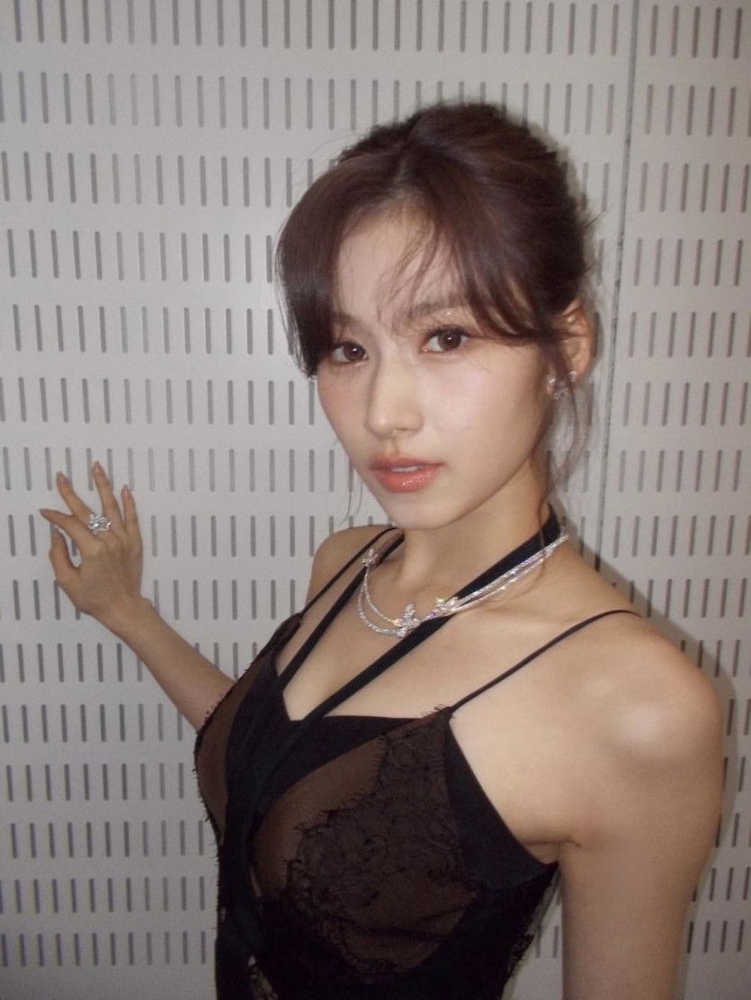 트와이스 사나